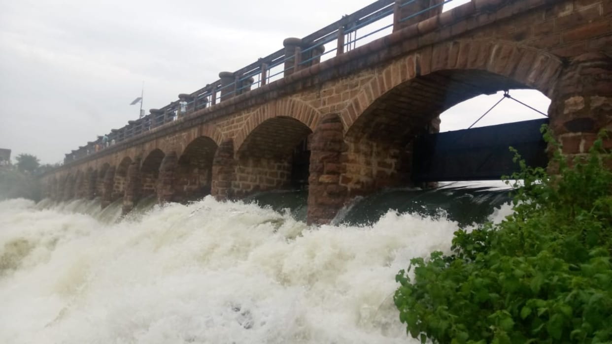 Dhandhraul dam 22 gates opened due to filled with water after heavy rains in Sonbhadra