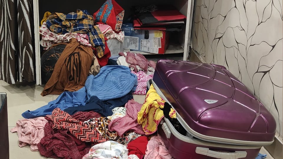 theft at house in maninajra