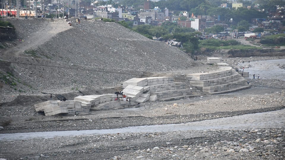 Gaula river caused damage to Railways, NHAI, Sports Department and PWD in haldwani