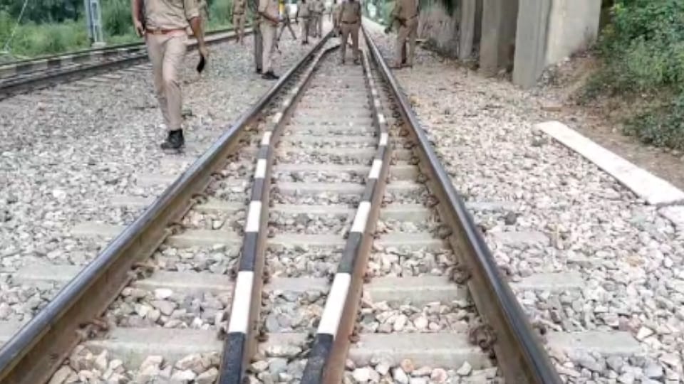 Conspiracy to overturn train in Ghazipur revealed train was running at a speed of 100 km per hour