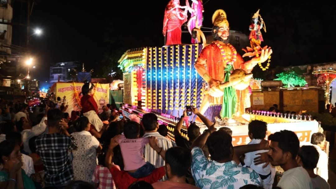 indore news dol gyaras celebration with decorated dols and motu patlu jhanki