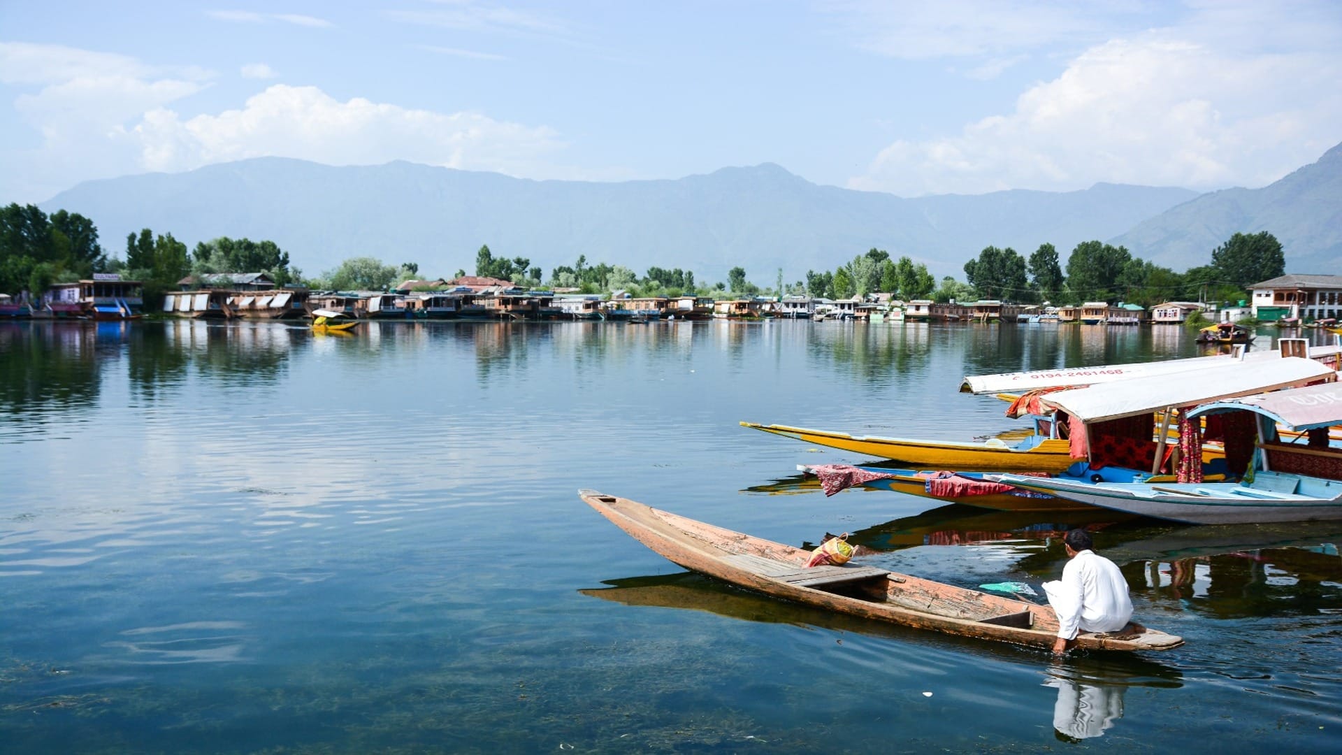 IRCTC mystical kashmir winter special tour package from hyderabad check fare price here