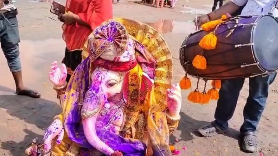 Immersion of Ganpati idol in Ludhiana shobha yatra in city