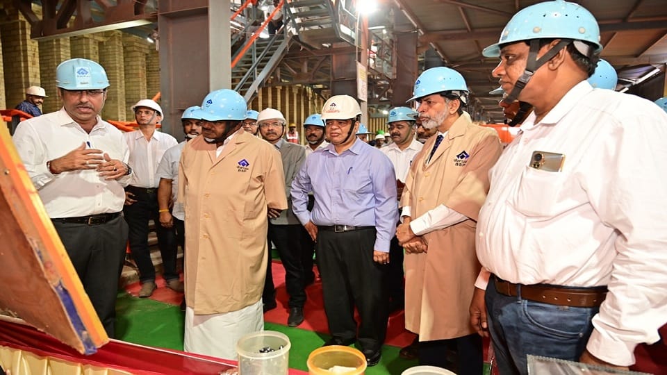 Union Steel Minister HD Kumaraswamy visits inspects various units of Bhilai Steel Plant in Durg