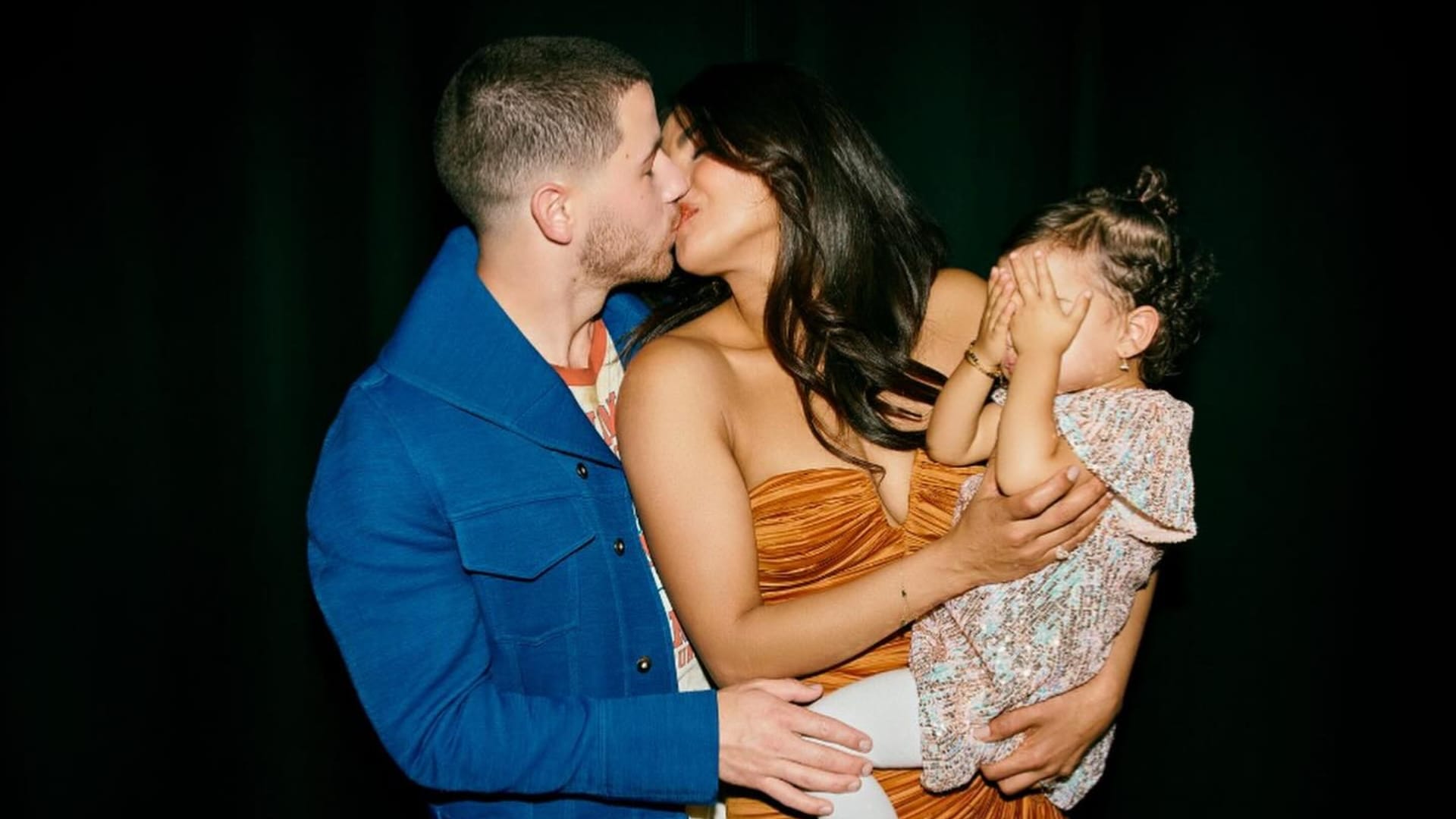 Priyanka Chopra big revelation about why she gave the Namaste pose after winning miss world competition