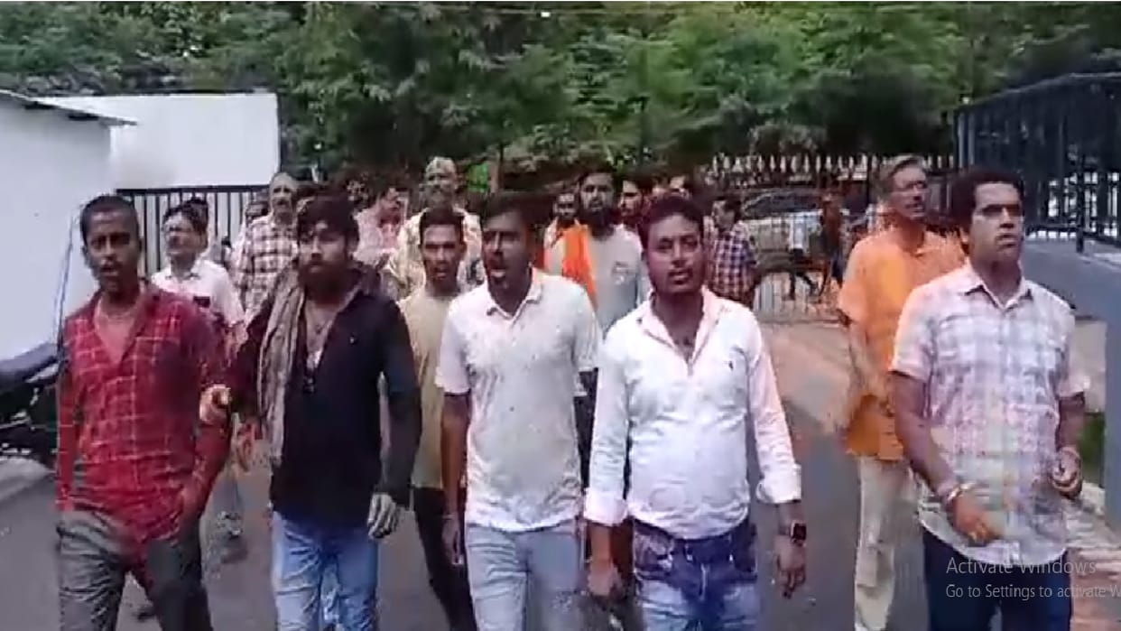 Mischievous elements put Palestine flag on road in Tarbahar Bilaspur