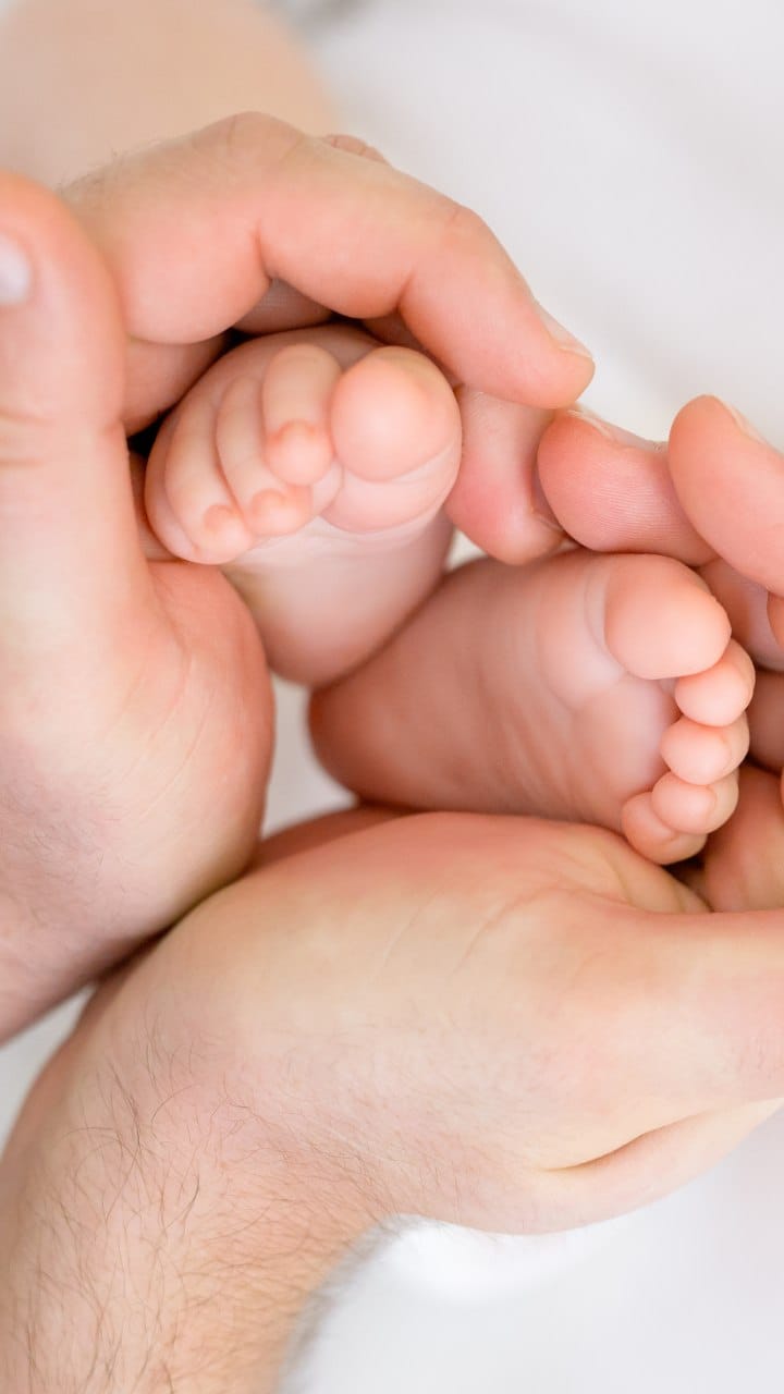 UP News: Minor rape victim gives birth to a girl, after the death of her parents the uncle makes her victim