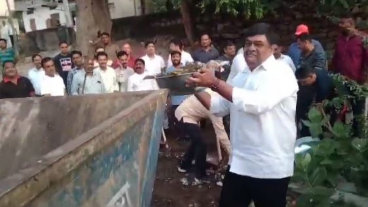 Alwar: On the first day of the cleanliness campaign, the Mayor and the Environment Minister did Shramdaan