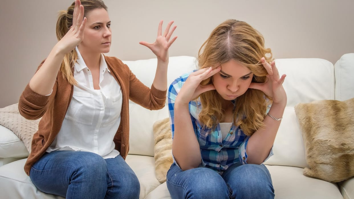 Relationship Tips easy and simple tips to deal with taunting mother in law