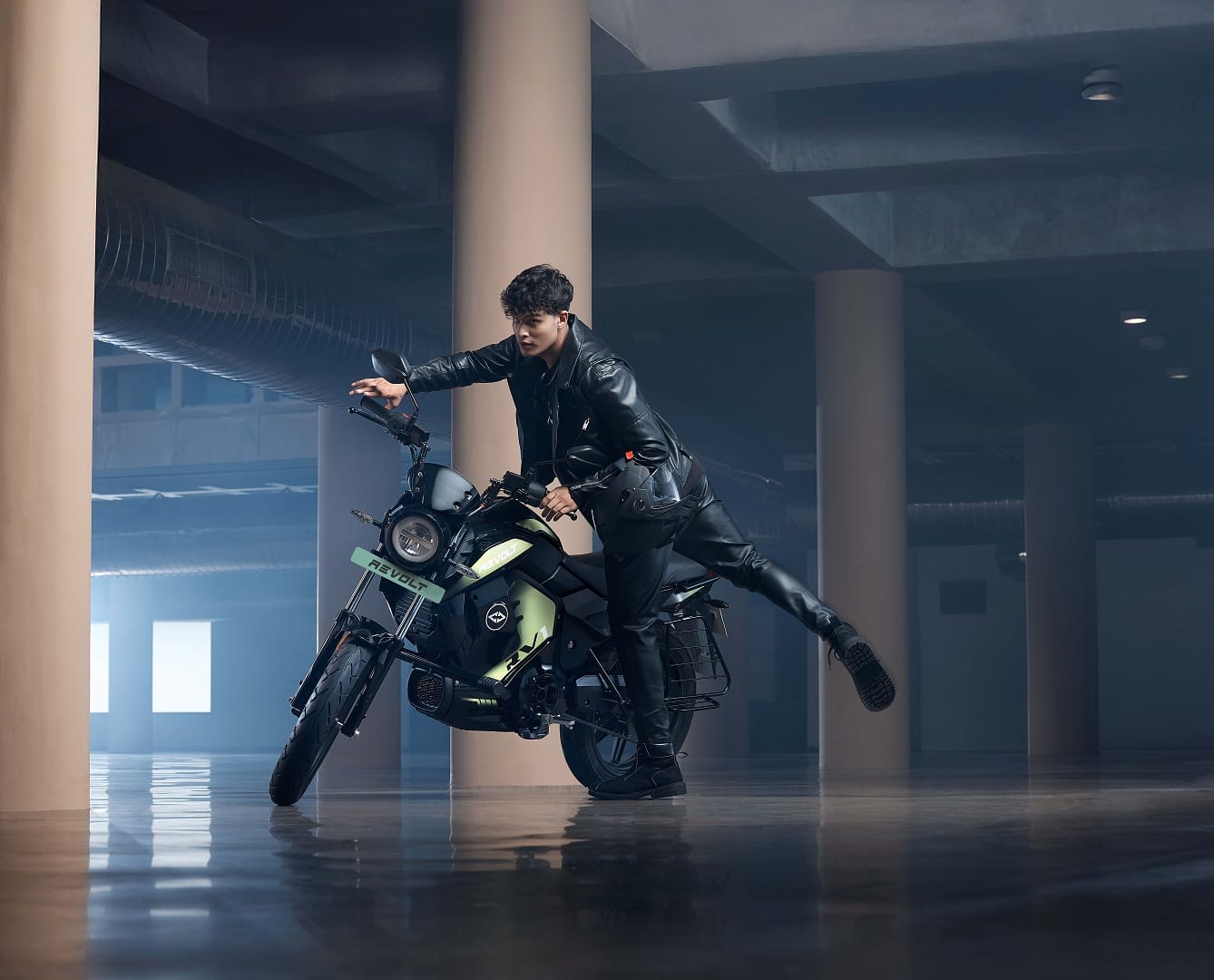 Revolt Motors launches Revolt RV1 Electric Commuter Motorcycle in India Know Price Range Spec Features
