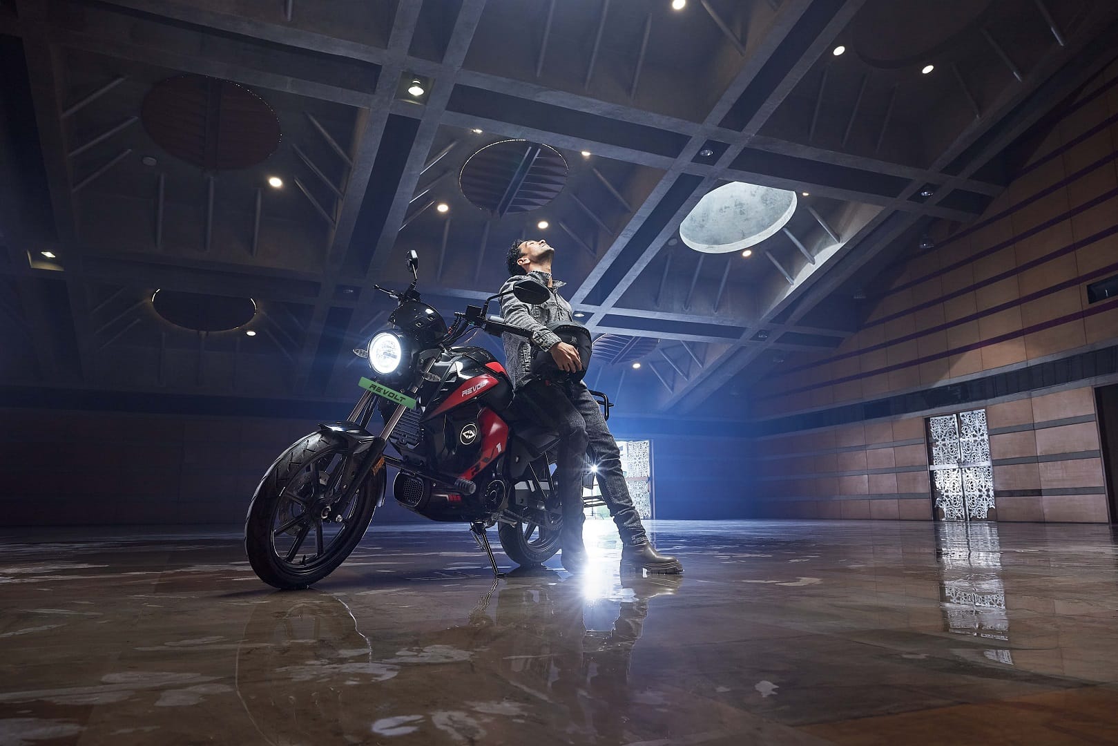 Revolt Motors Launches Revolt Rv1 Electric Commuter Motorcycle In