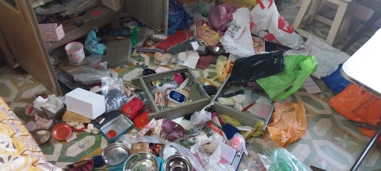 Thieves broke the lock of an empty house in Chittorgarh and attacked