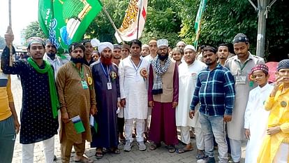 Procession of Mohammadi on Eid Milad-un-Nabi in Aligarh