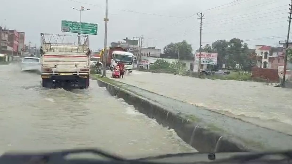 Continuous rain in Sonbhadra for last 15 hours