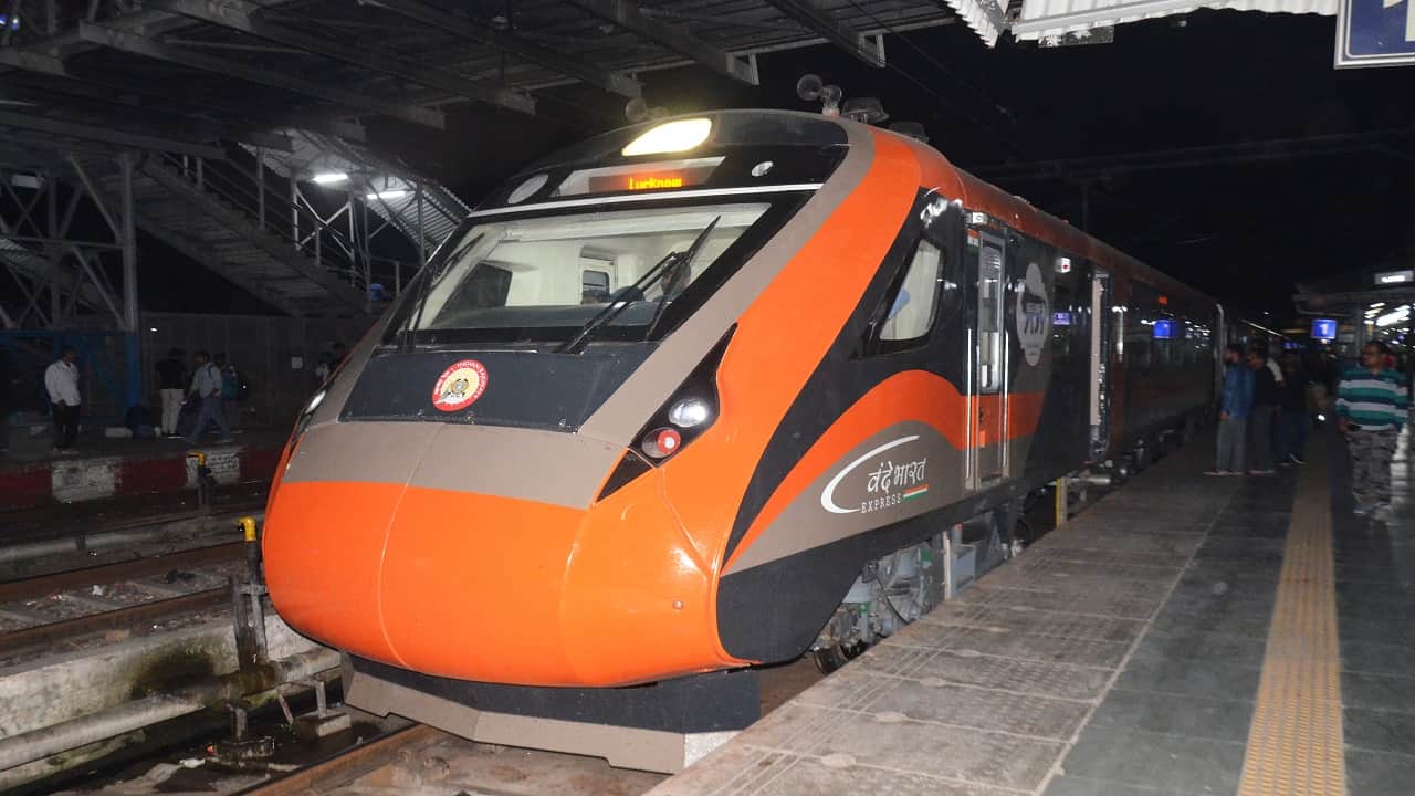 वंदे भारत एक्सप्रेस (फाइल फोटो)