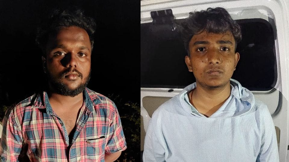 Police arrested two accused of child theft in Dantewada