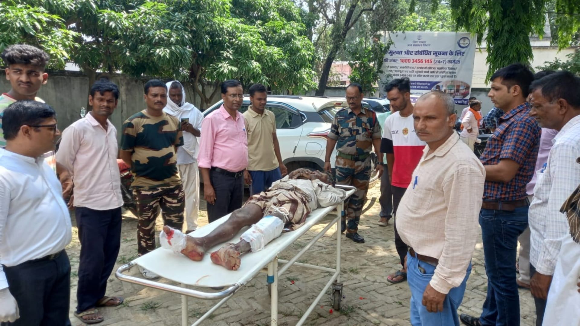 Bihar News: A truck hit a tractor trolley full of workers in Gopalganj, six people injured