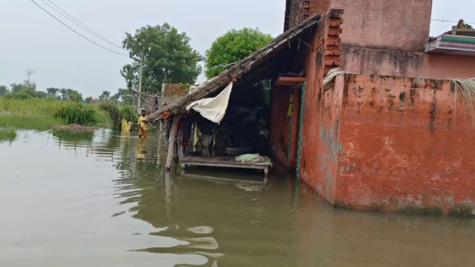 Flood of trouble in UP Six puris in 24 hours in Lakhimpur that too not for everyone see photos