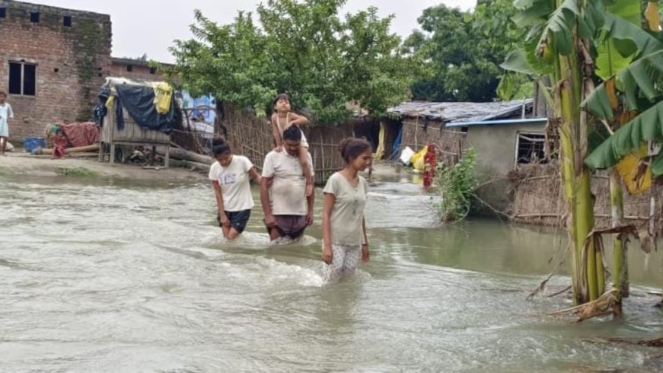 Flood of trouble in UP Six puris in 24 hours in Lakhimpur that too not for everyone see photos