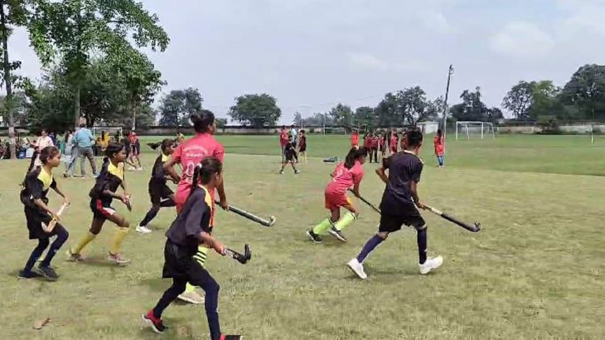 girl players performed brilliantly in the hockey match in shahjahanpur