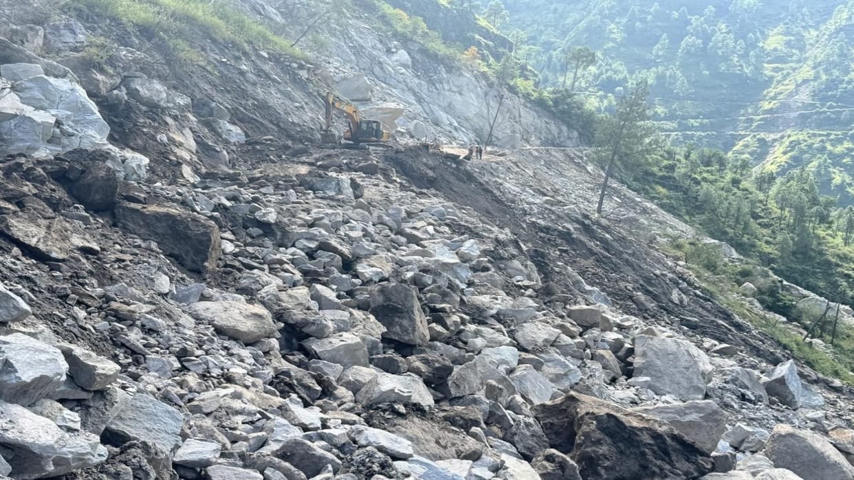 Himachal Weather: Rain likely to continue for seven days in some parts of Himachal, roads blocked in the st