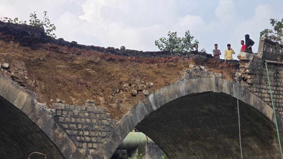 A part of Keshalapatha bridge damaged in Raigarh