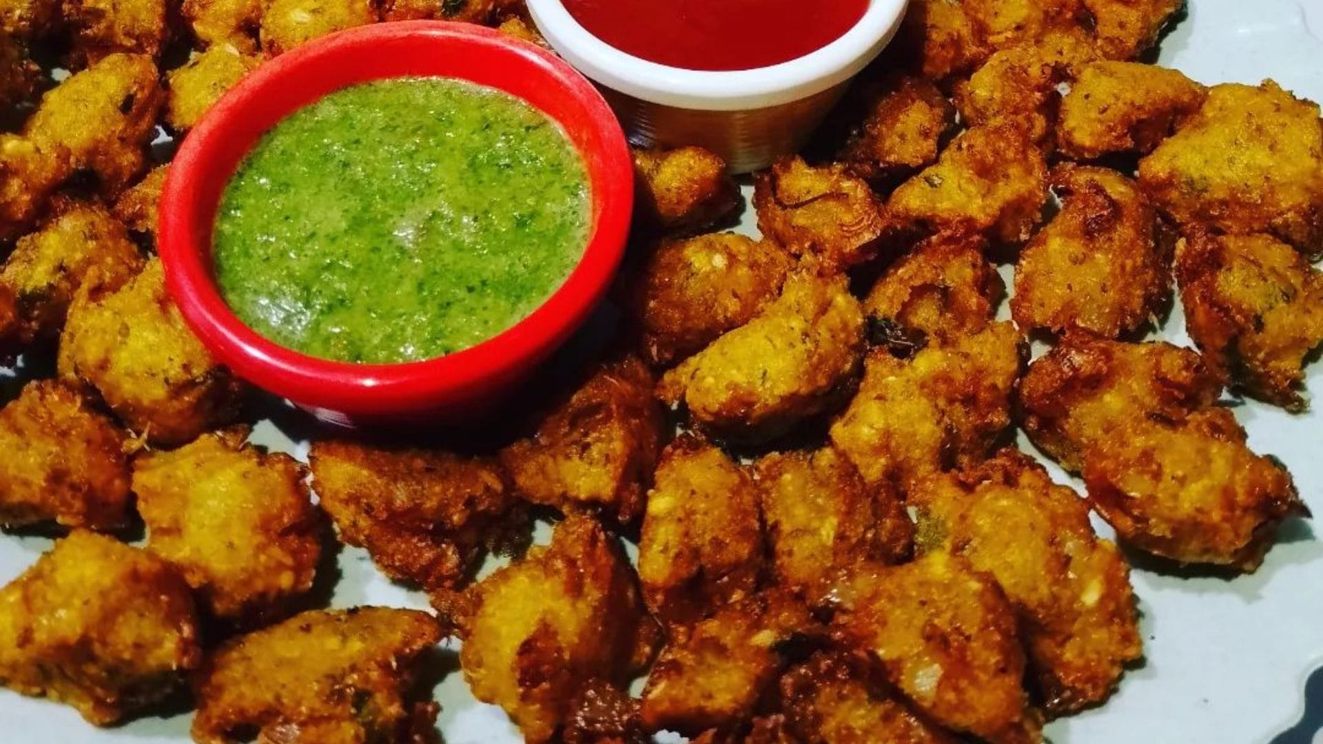 Moong Dal Pakode Recipe in Hindi Try Instant Moong Dal Ke Pakode At Home