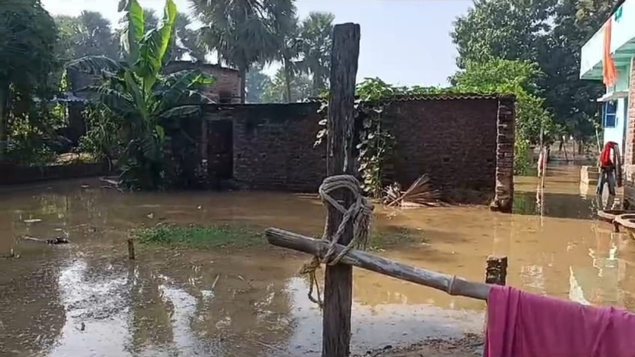 Nalanda: Lokain and Jirayan rivers Water level increased; Dozens of villages affected by flood crops destroyed