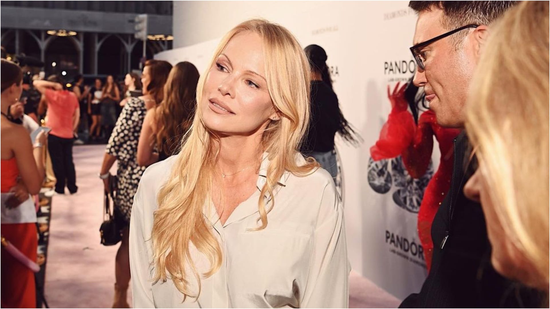 Canadian actor Pamela Anderson will be honoured with the Golden Eye award at the 20th Zurich Film Festival