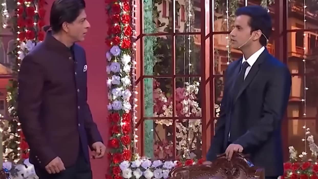 When IC 814 Actor Rajiv Thakur eyes filled with tears on stage due to Shah Rukh Khan Prank