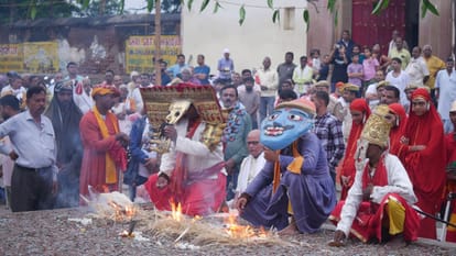world famous Ramnagar Ramlila started with birth of Ravana in varanasi
