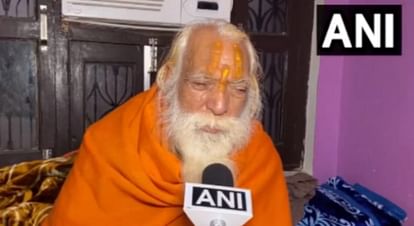 Ayodhya: Acharya Satyendra Das said- finding fat in Prasad is a heinous crime, it is playing with the faith of Hindus Acharya Satyendra Das says finding fat in Tirupati prasad is a heinous crime.
