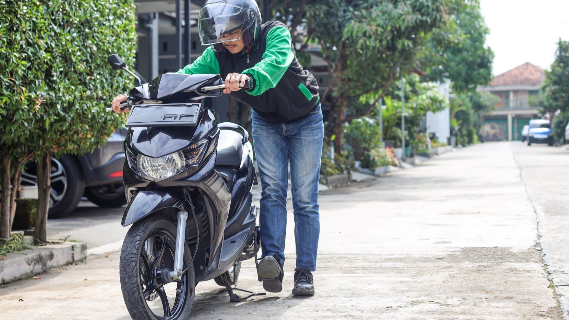 Install Anti Theft GPS Tracker In Bike To Protect It From Theft Know Benefits