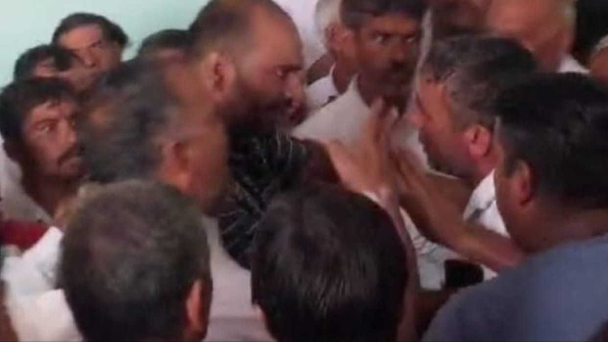 Jind: Protest against BJP candidate in Karmgarh, scuffle with workers