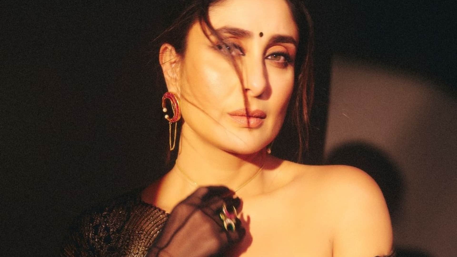 Kareena Kapoor looks beautiful in draped pleated vintage Banarasi saree fans says we love it