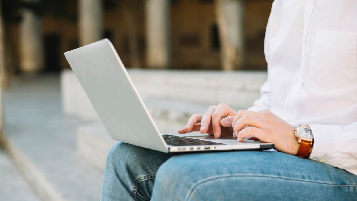 Why smartphone charges slow when plugged in to laptop usb know the actual reason