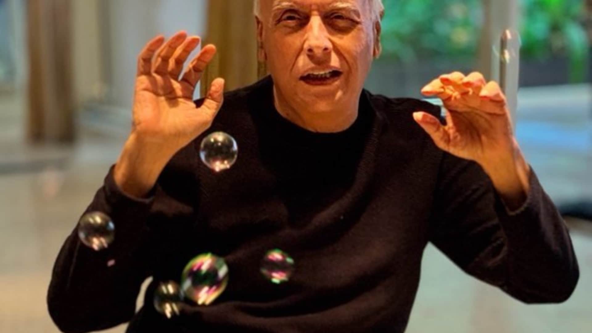 Mahesh Bhatt celebrates his 76 happy birthday on 20 September is an Indian film director producer screenwriter