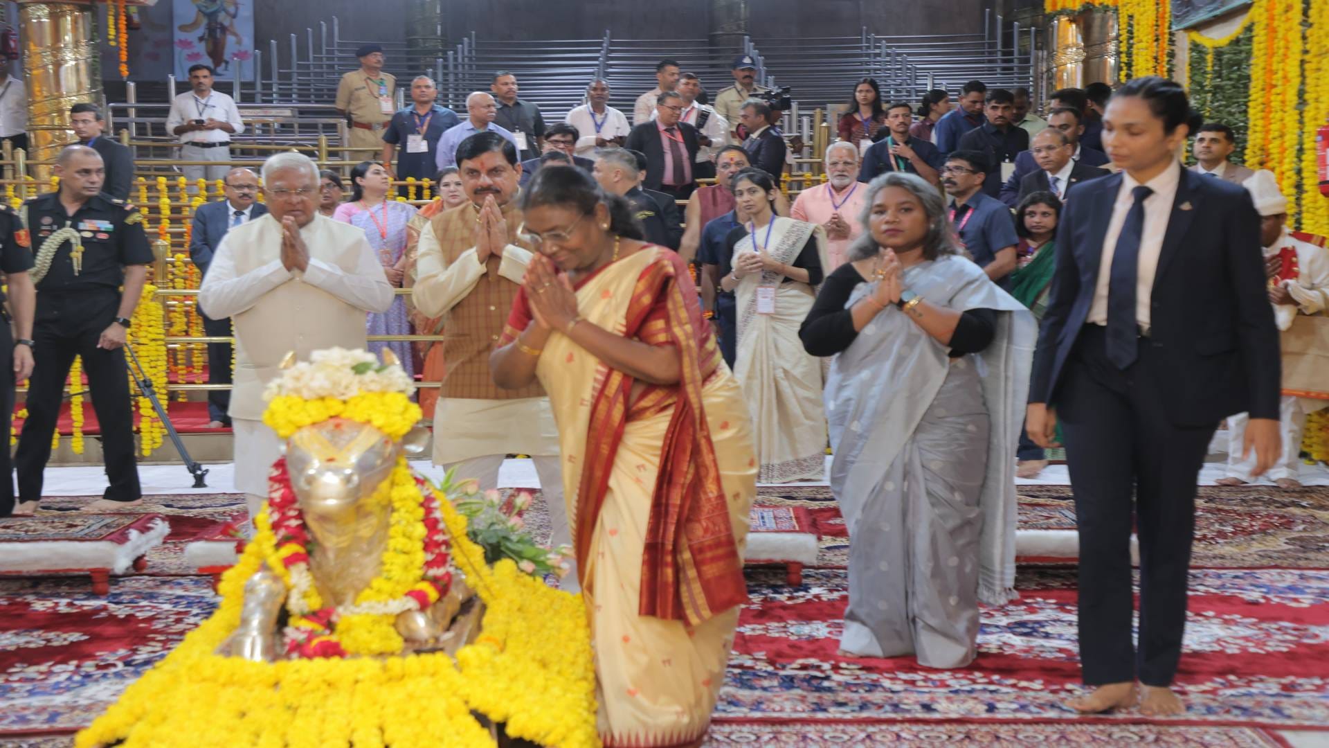 President Draupadi Murmu visit to Ujjain was focused on respect Bhoomi Pujan and meditation Photos