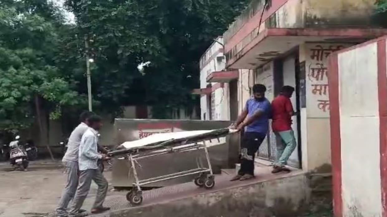 Alwar News: One died in a road accident near Mundpur Pulia, two seriously injured were referred to Jaipur
