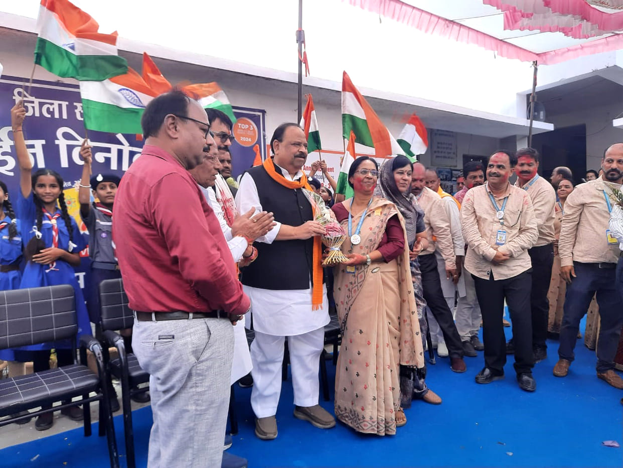 MP News: Vinoba CM Rise School of Ratlam included in the final of World's Best School Award