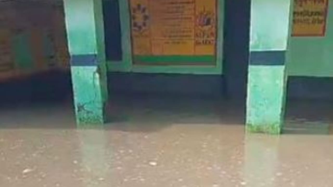 many villages cut off from Dataganj tehsil due to floods in Budaun