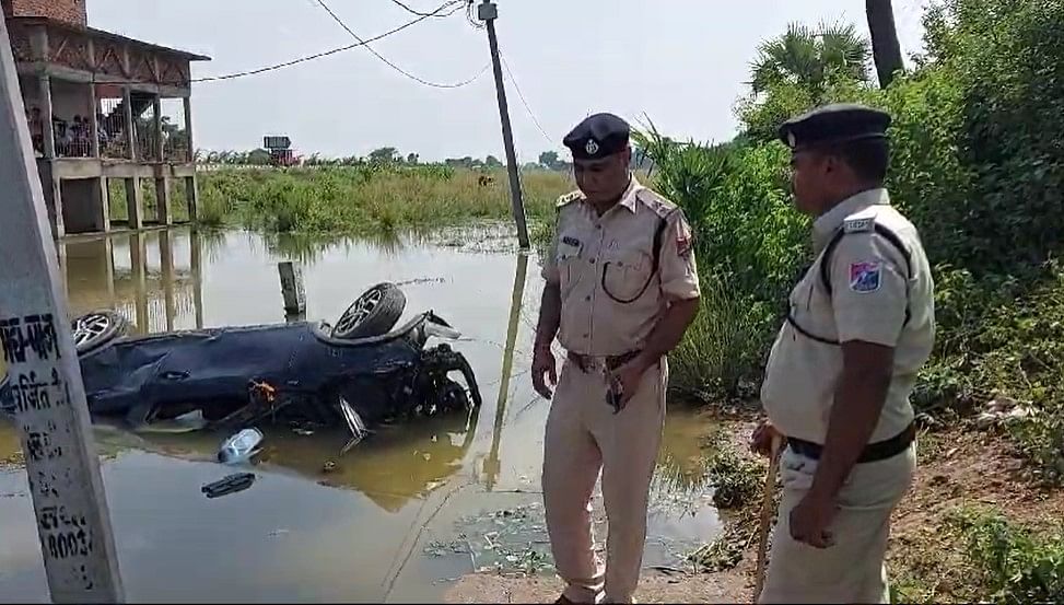 The train hit a car stuck on the track between Nadhaul station