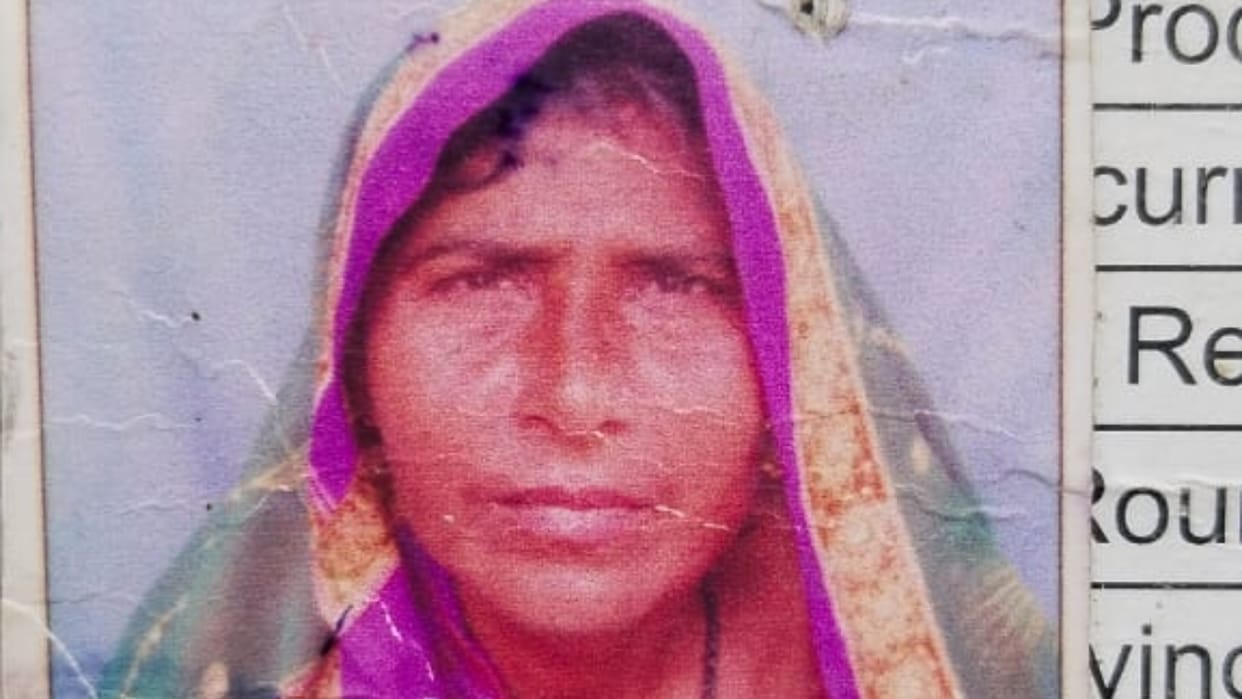 woman died in the bank who came to withdraw money for treatment