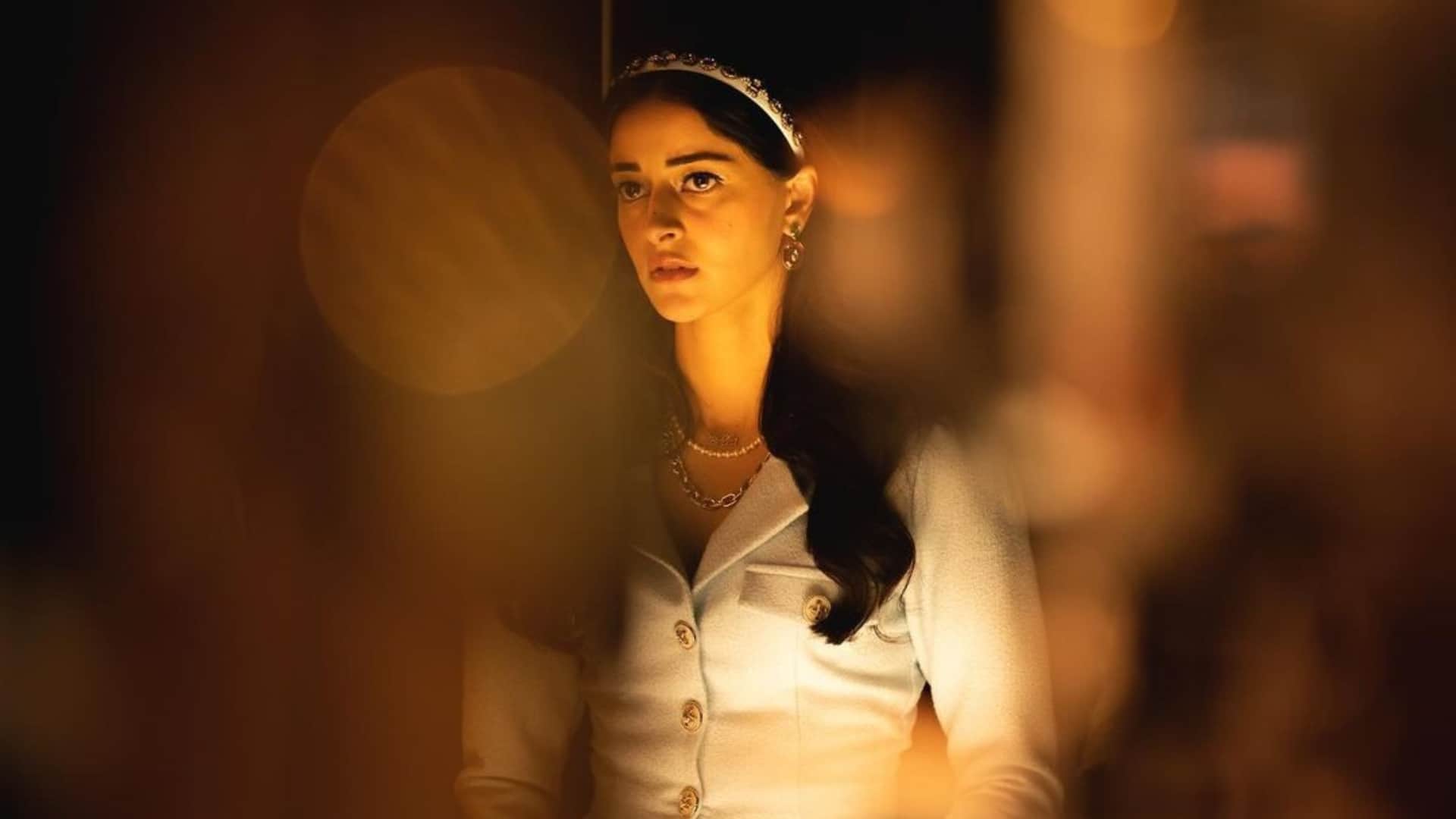 Ananya Panday Says Sara Ali Khan Janhvi Kapoor Have Each Other Backs how female friendships supposed report
