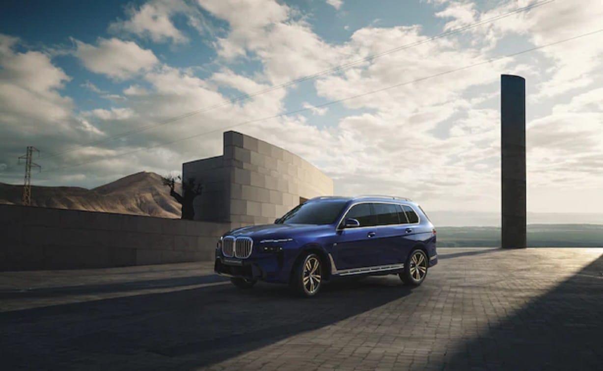BMW X7 Signature Limited Edition launched in India Know Price Features Specifications Details