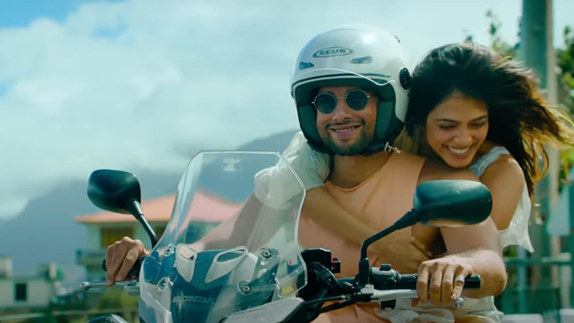 Yudhra Box Office Collection Day 3 siddhant chaturvedi raghav juyal malavika mohanan