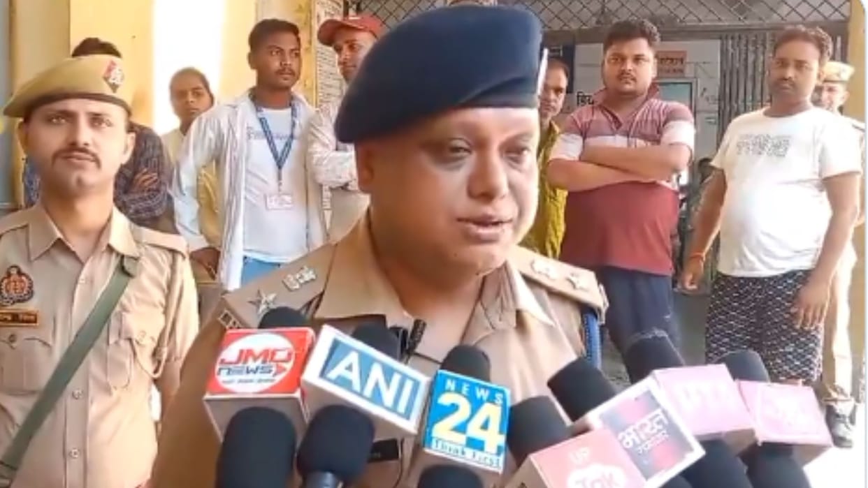 Sultanpur robbery case criminal Ajay of Jaunpur arrested  in police encounter