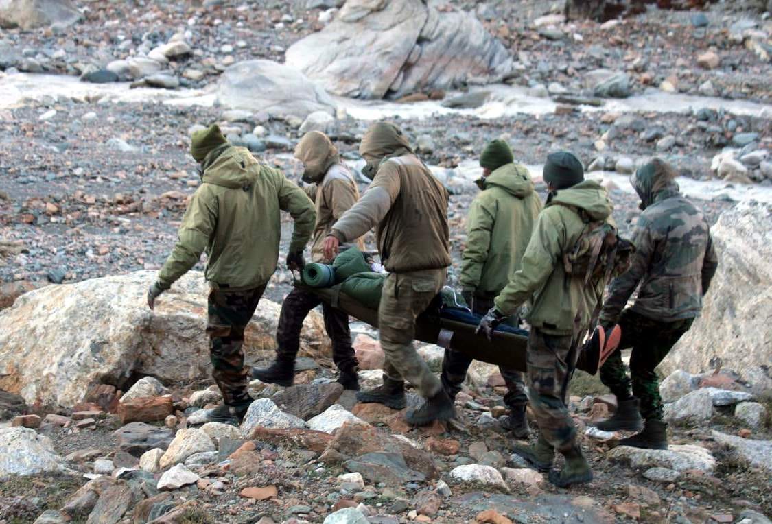 Chamoli News NCC mountaineer health deteriorated at Niti Pass Army personnel Rescue