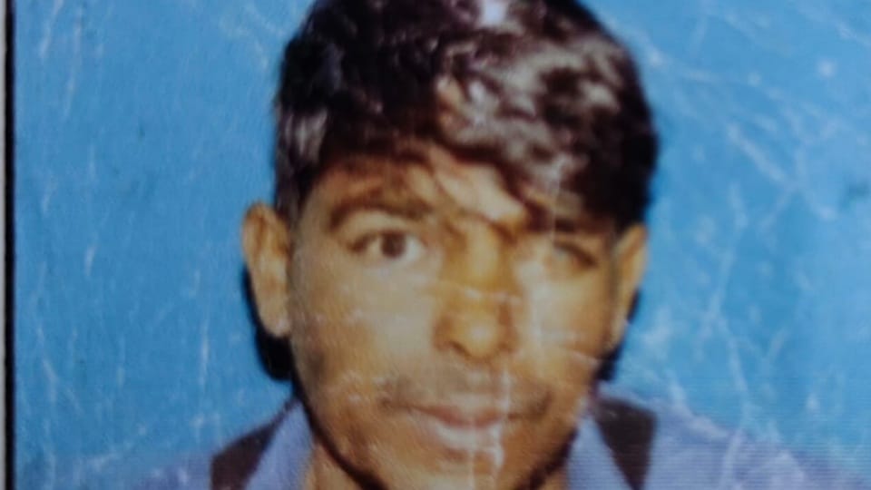 Moneylender beats laborer for rs 15000 poor man commits suicide in jhajjar