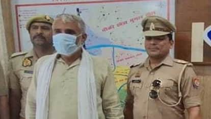 पकड़ा गया आरोपी।